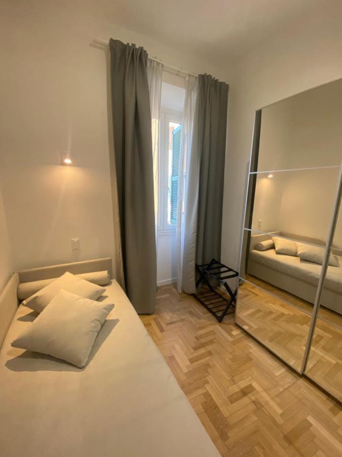 Colosseum Rome Guest House Luil Kültér fotó