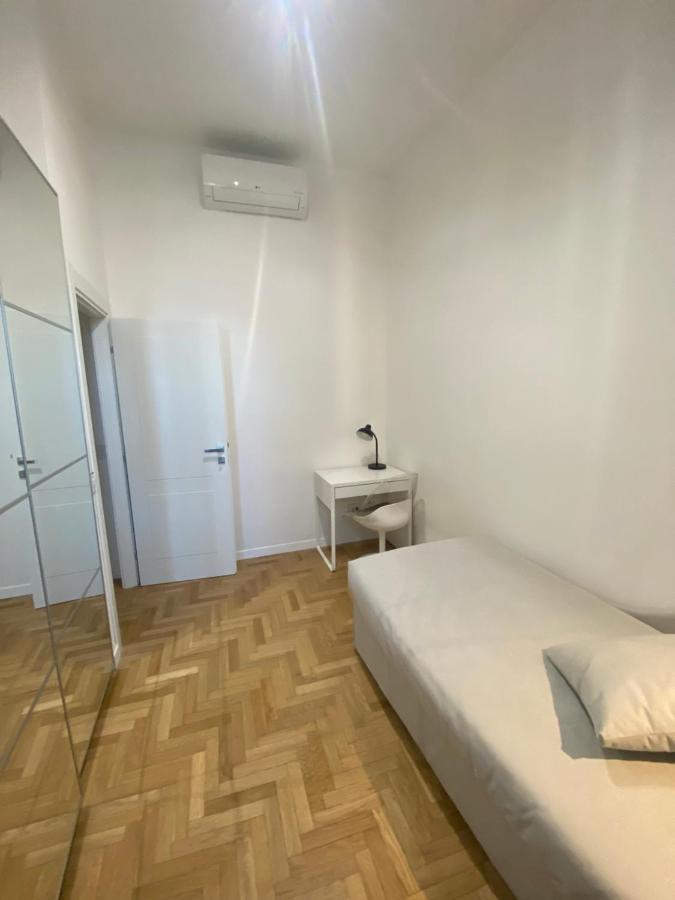 Colosseum Rome Guest House Luil Kültér fotó